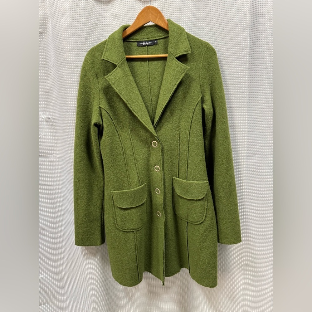Elegant Olive Green boiled wool blazer/coat - size medium (36)